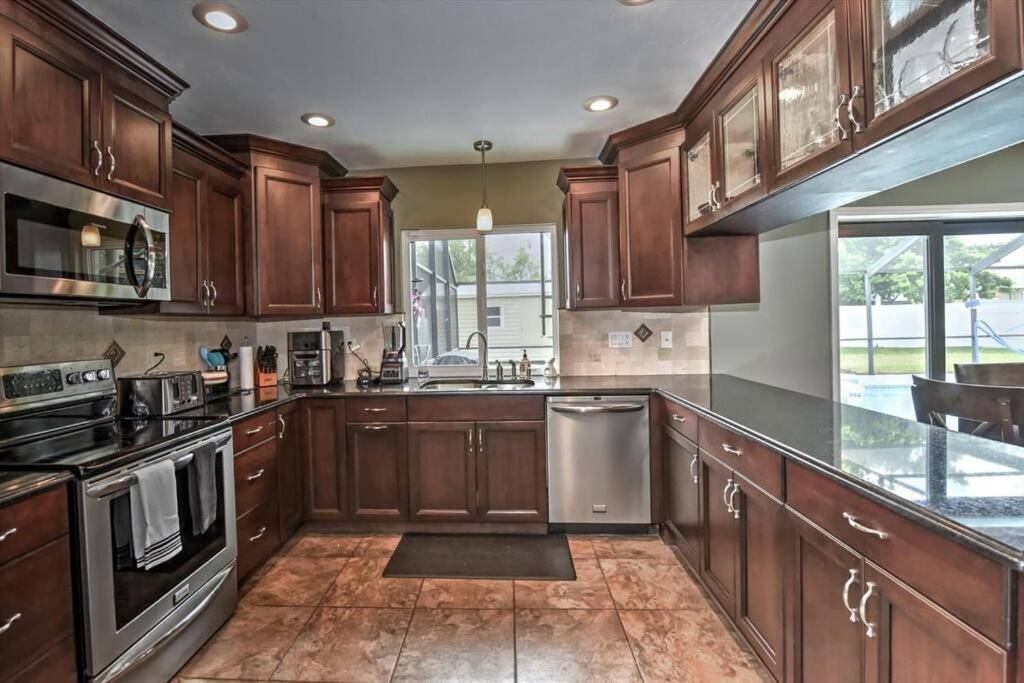 Cape Coral Paradise 4 Bd 12Sleeps, W/Heated Pool Exterior photo