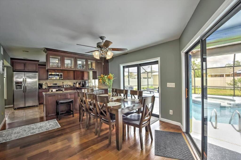 Cape Coral Paradise 4 Bd 12Sleeps, W/Heated Pool Exterior photo